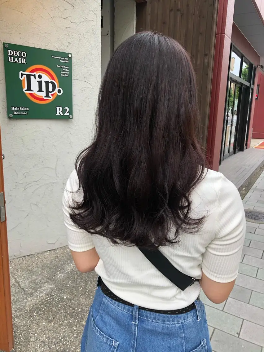 ロング カット ヘアカラー 國次 夕貴のヘアスタイル