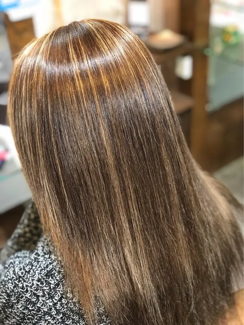 ミディアム ヘアカラー トリートメント 西村 雄二/エクステのヘアスタイル