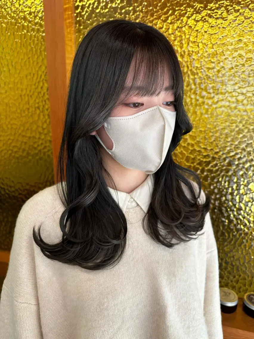 ロング カット ヘアカラー 中山 まどかのヘアスタイル
