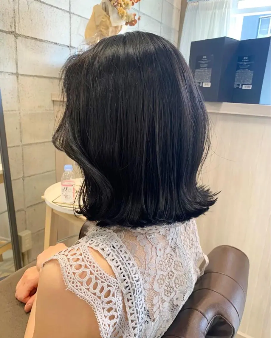 ミディアム 韓国風ヘア 外ハネヘア 品川 美和のヘアスタイル