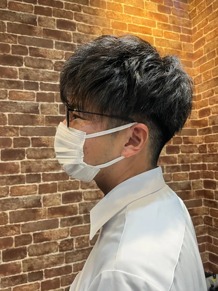 ショート カラー パーマ ヘアアレンジ メンズ キッズ ネイル マツエク・マツパ アイブロウ メンズブリーチ メンズハイライト メンズインナーカラー メンズ韓国風 ブリーチ 久木原 ゆりのヘアスタイル