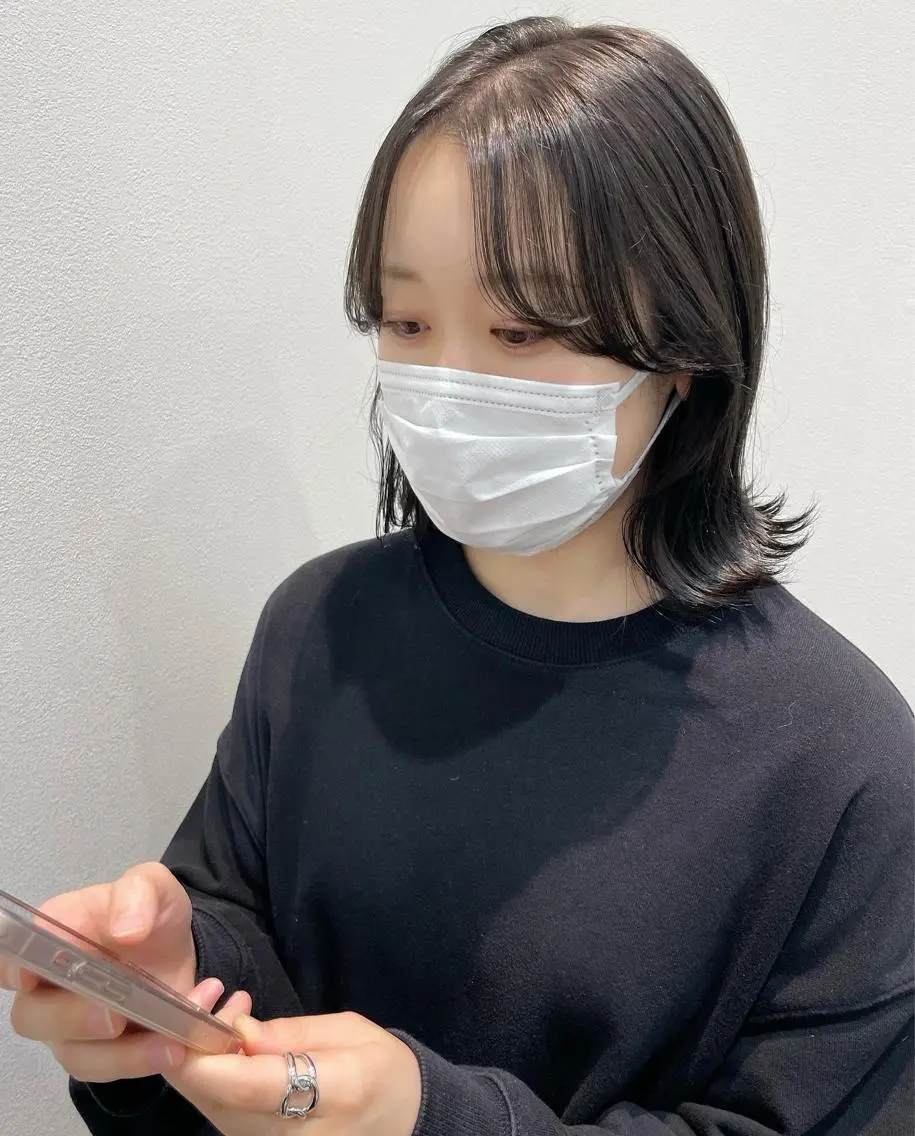 ミディアム カラー グレージュ mir MIYUのヘアスタイル