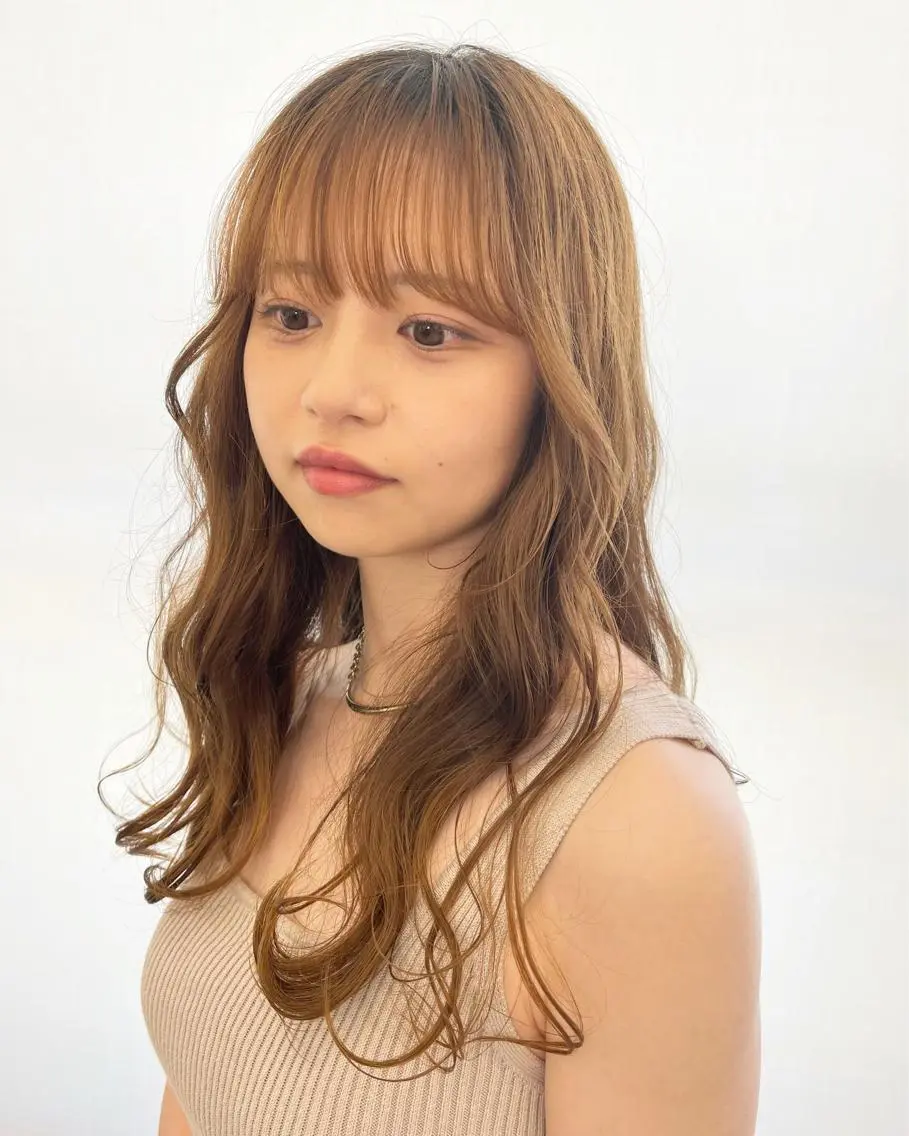 セミロング カラー トリートメント GOODDAY ヘアサロンのヘアスタイル