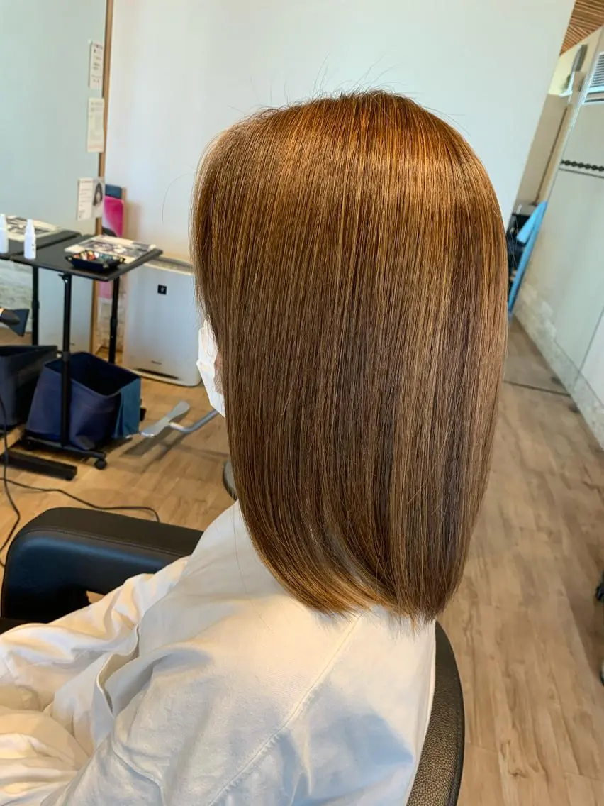 ミディアム カラー ハイライトカラー ハイライト ヘアカラー 大久保 隆蔵のヘアスタイル