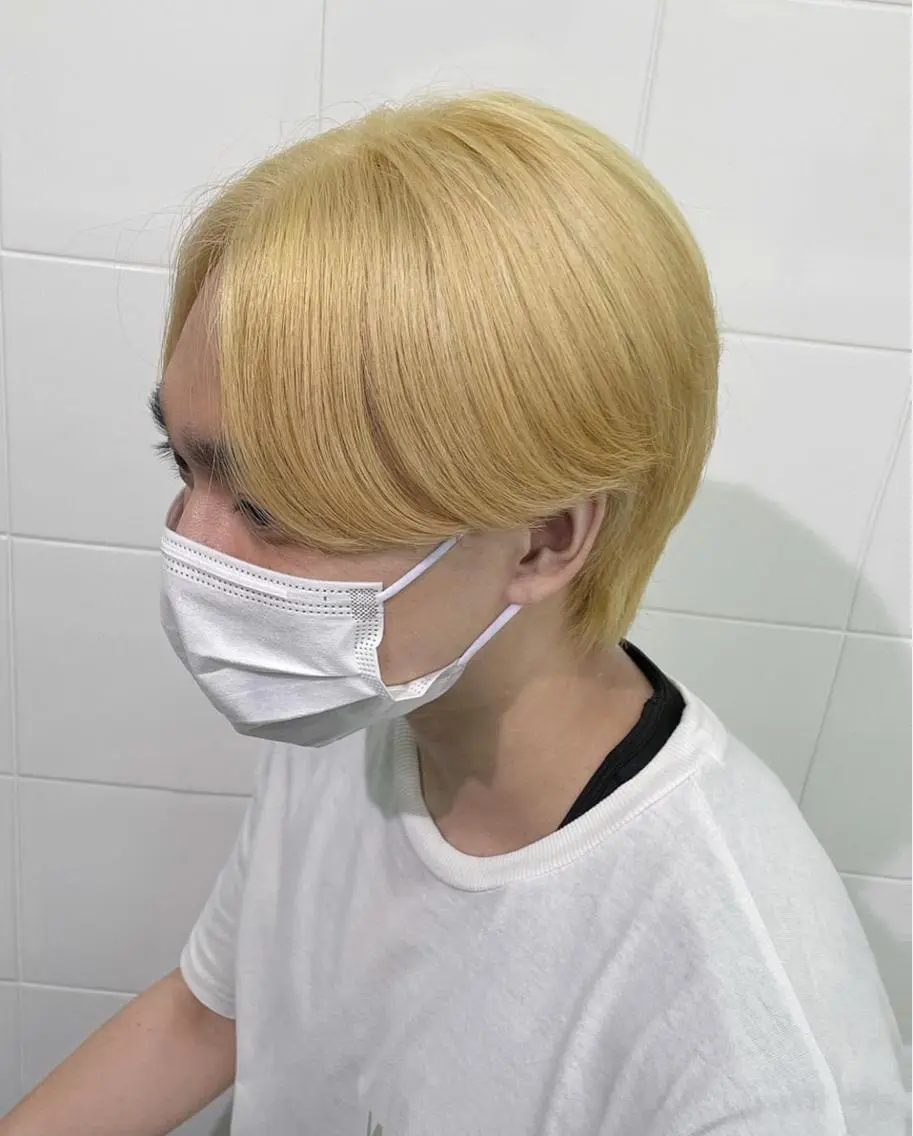 ショート カラー メンズ メンズ韓国風 韓国マッシュ マッシュ 抜きっぱなしブロンド ブロンド 🎀プルエクステ みまひかる🎀のヘアスタイル