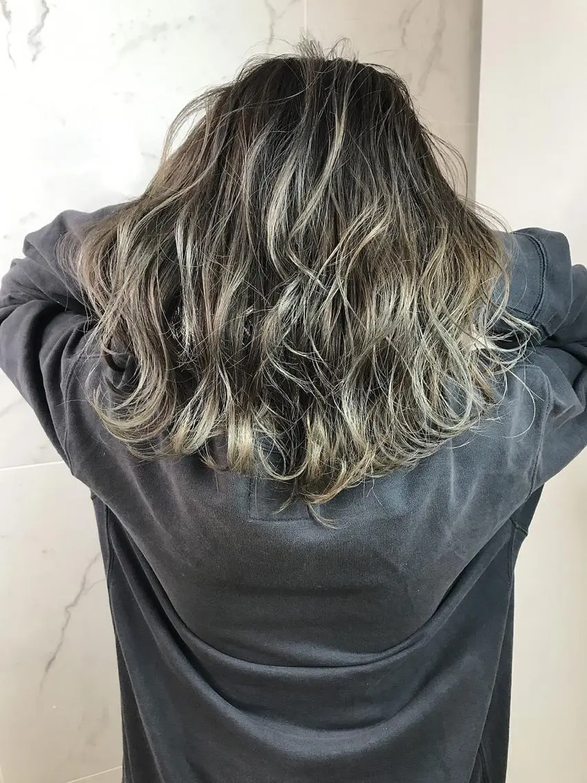 セミロング カラー 髪質改善IENA店長 小泉拓のヘアスタイル
