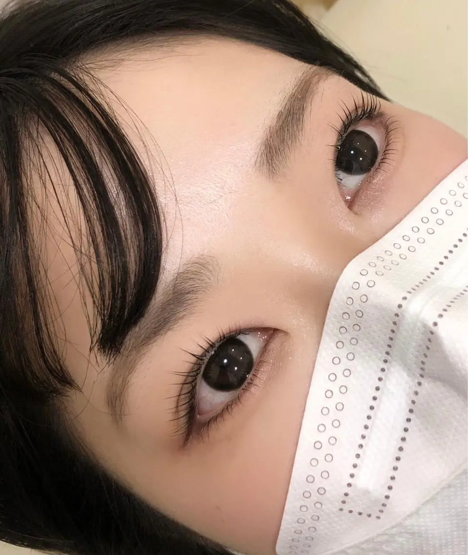 ネイル マツエク・マツパ アイブロウ 眉カラー 韓国風マツエク パリジェンヌラッシュリフト まつげパーマ ワンホンマツエク ハンドネイル フットネイル ハンドケア Nail&eye Belire 新宿のネイルデザイン