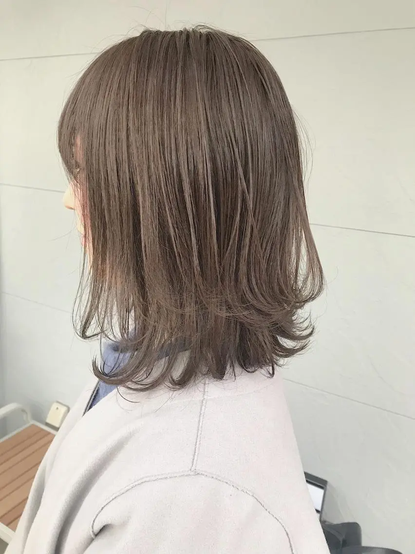 ミディアム カラー カット ヘアカラー トリートメント lani ブリーチ /ダブルカラーのヘアスタイル