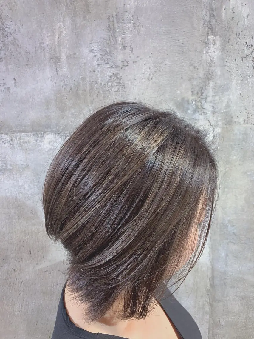 ミディアム 伸ばしかけ ハイライト ウルフカット 💎桑原勇志/ ショート/ハイトーンのヘアスタイル