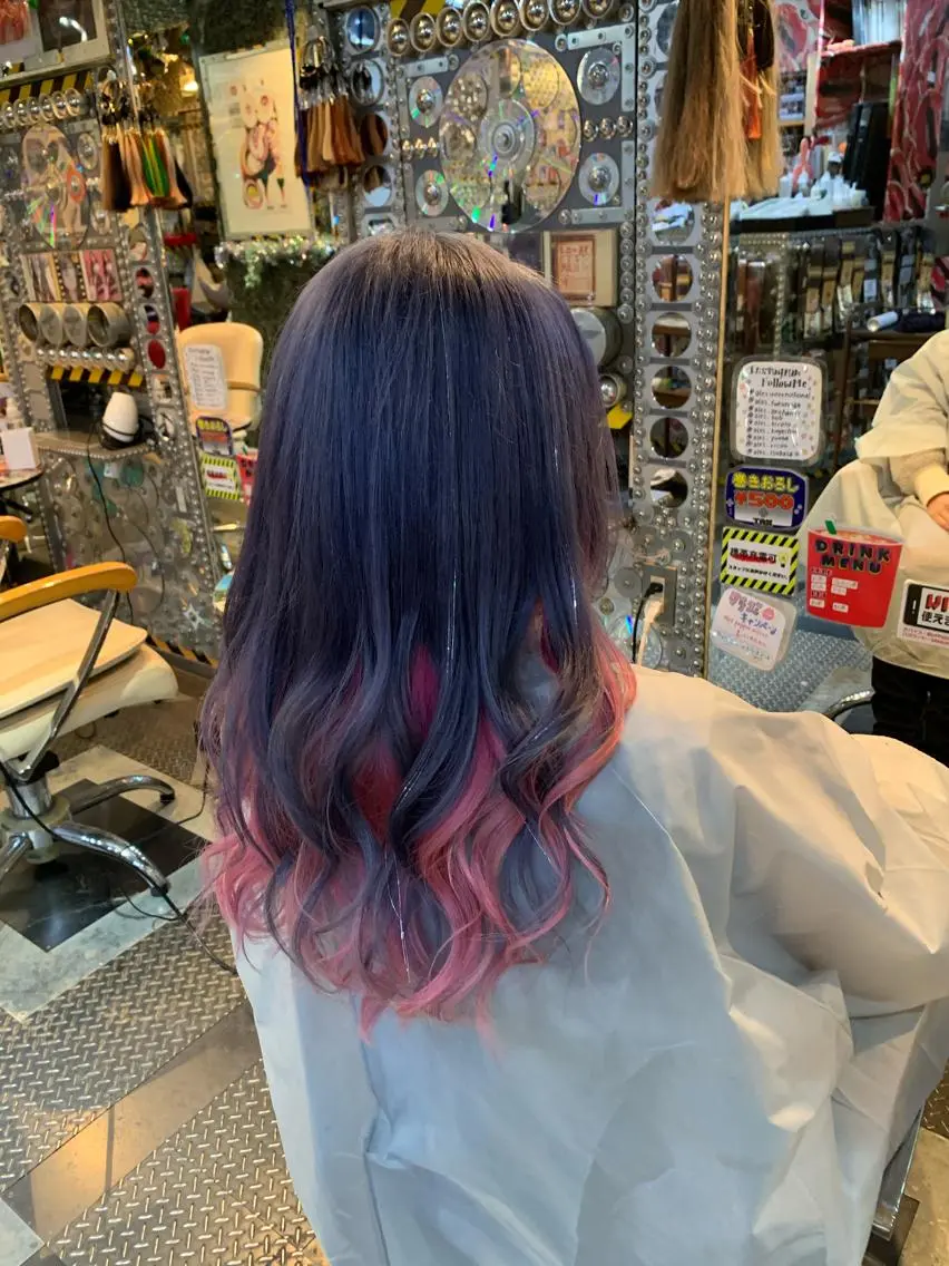 ロング カラー ヘアアレンジ ハイトーンカラー インナーカラー 🌈派手髪エクステ ブレイズ🌈ひろとのヘアスタイル