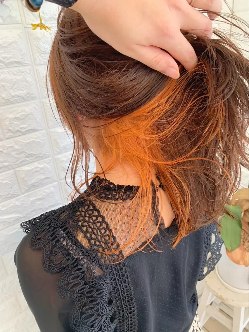 ロング カラー ブリーチ インナーカラー オレンジ ヘアカラー ハイトーン/ブリーチ 山崎　悠次のヘアスタイル