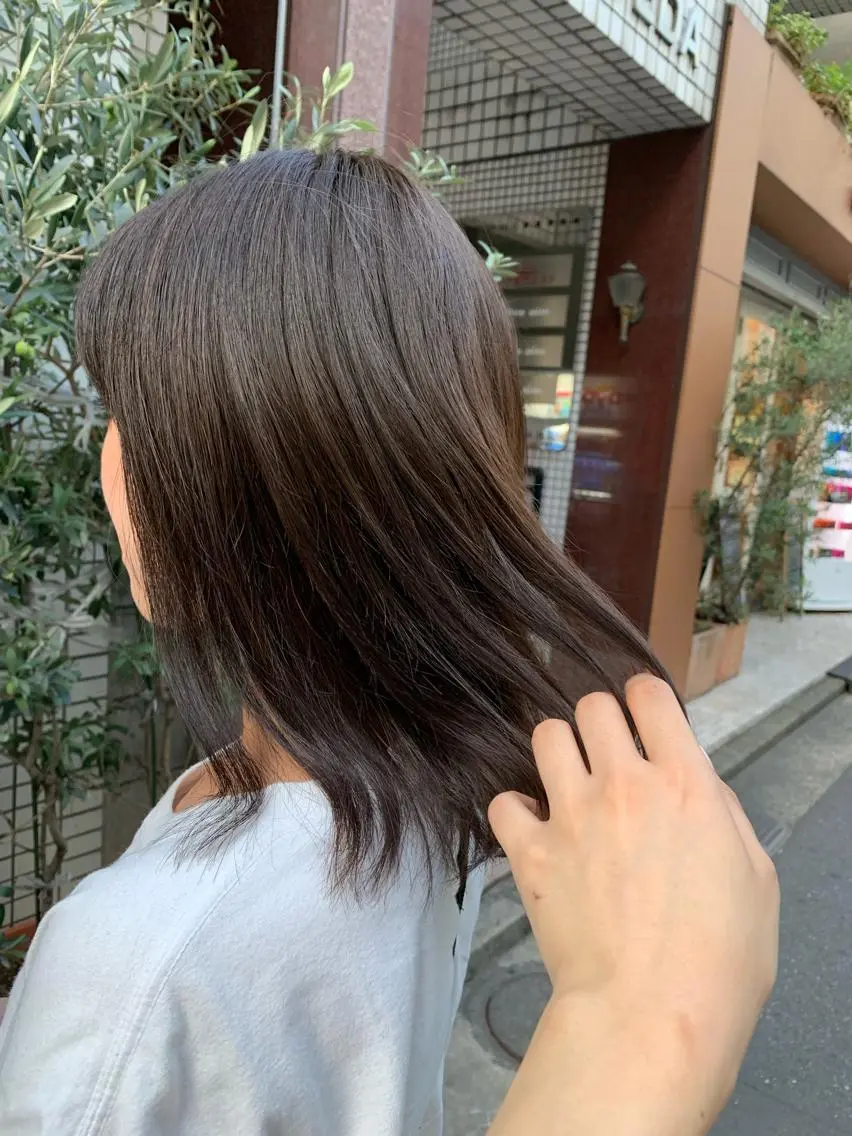 セミロング カラー セミロングパーマ 縮毛矯正 🫧透明感カラー/ ボブ/小笠原汐海🪽のヘアスタイル