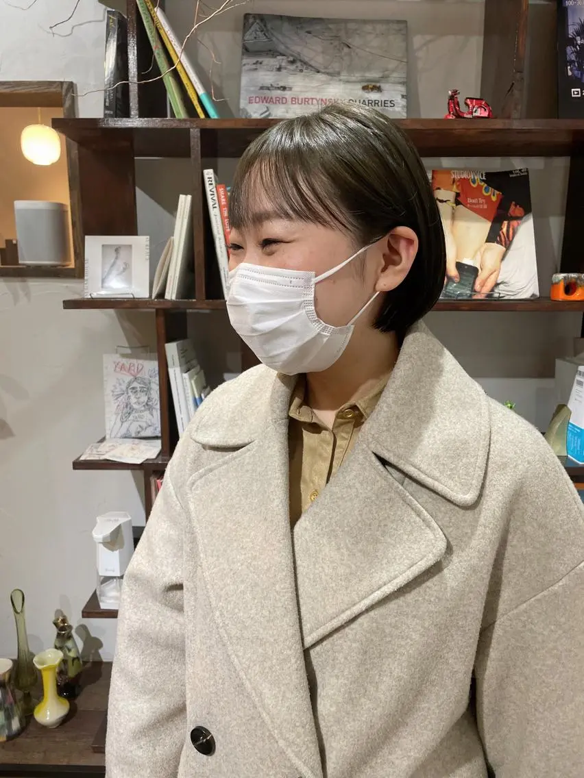 ショート カラー 高橋 愛美のヘアスタイル