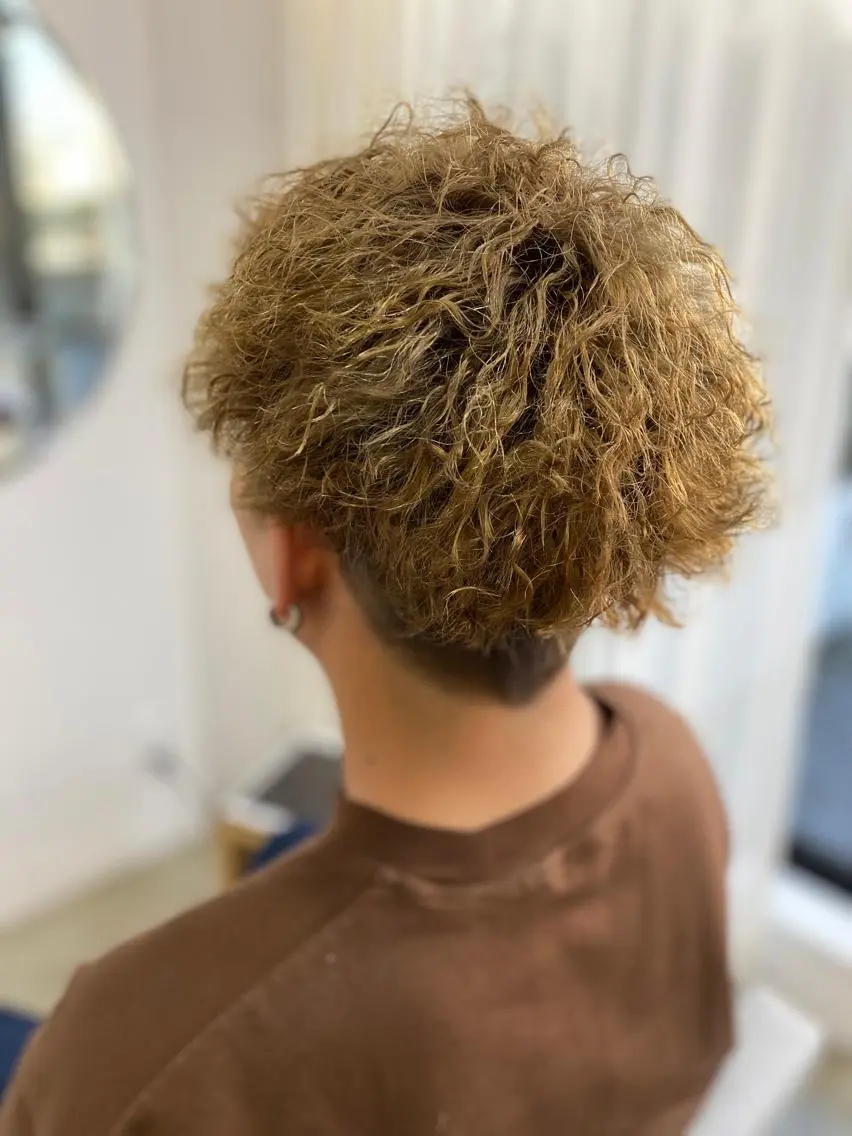 パーマ メンズ カット パーマ ヘッドスパ ⭐️当日OK⭐️ 岩田峻のヘアスタイル
