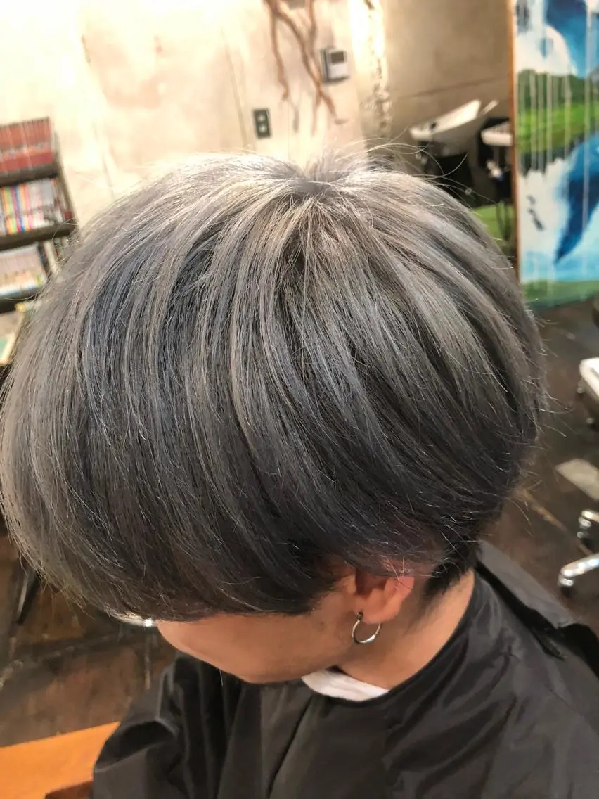 ショート カラー AYAKA 下北沢suuのヘアスタイル