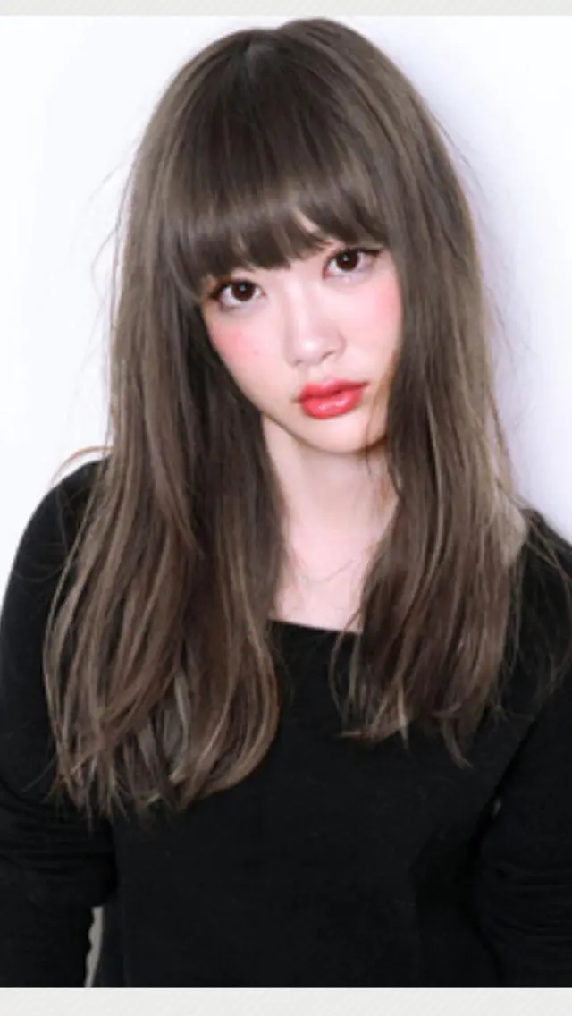 セミロング 嶋崎 留美のヘアスタイル