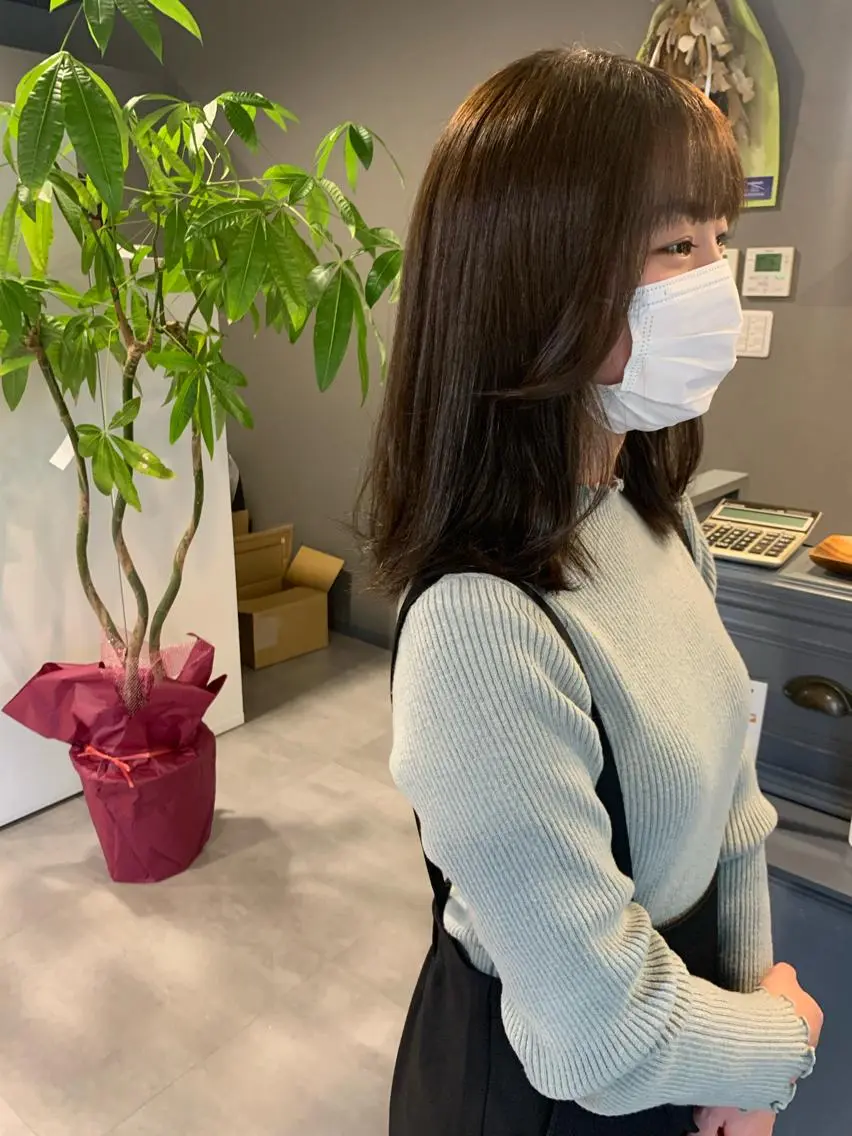 セミロング 韓国風カラー 韓国風ヘア SHU NTAのヘアスタイル