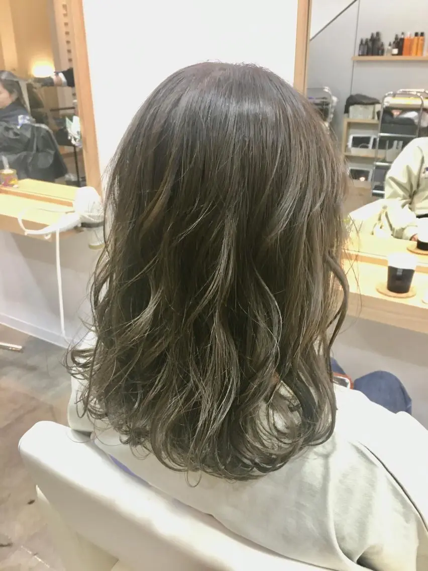 セミロング カット ヘアカラー トリートメント ✂️ショート指名 No.1 鍋田 貴大のヘアスタイル