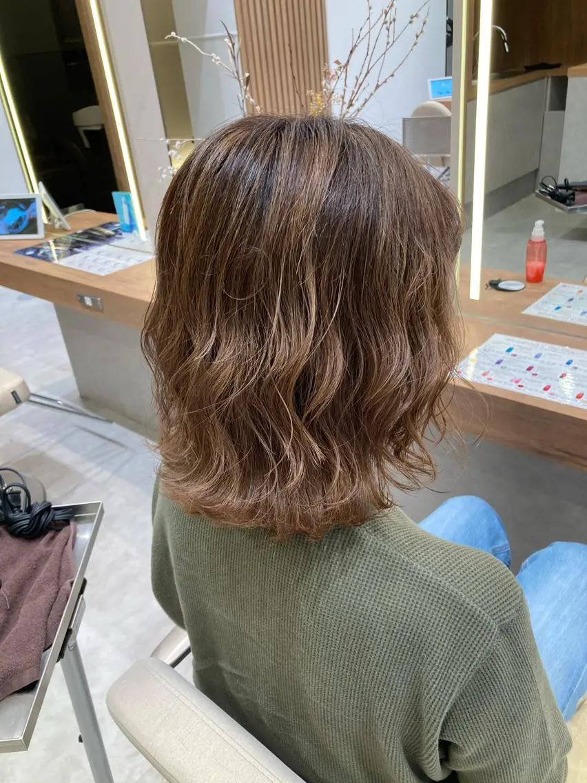 セミロング カラー カット トリートメント ヘッドスパ 一ノ瀬 蘭のヘアスタイル