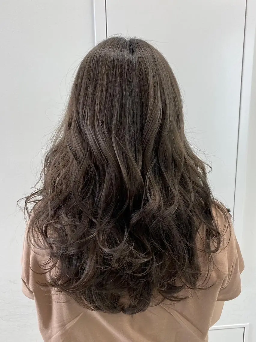 ロング 【公式】amble luxe池袋東口🩷のヘアスタイル