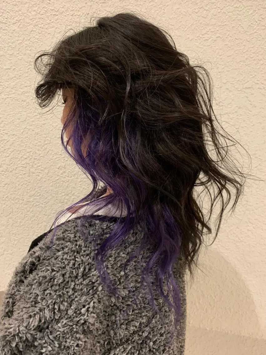 セミロング カット ヘアカラー miu （ミユ）のヘアスタイル