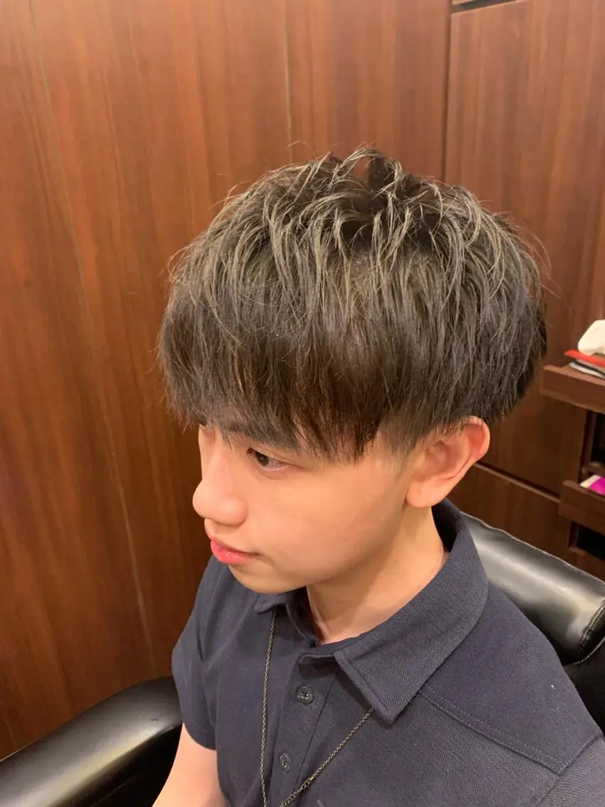 ミディアム ヒロ銀座 田中大地のヘアスタイル