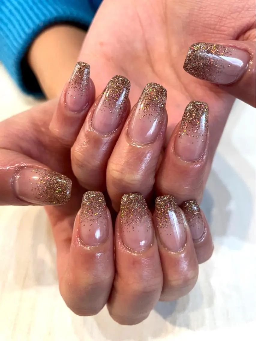 ネイル オーロラネイル spell nailのネイルデザイン