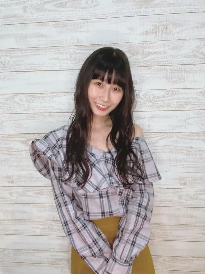 ロング ショート/レイヤー カット/服部タカノリのヘアスタイル
