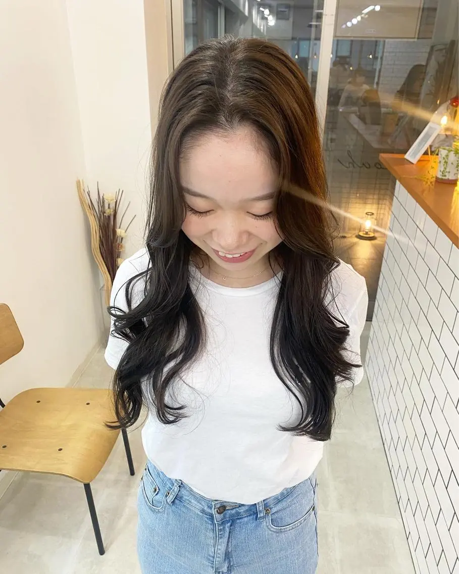 ロング 川野 彩海のヘアスタイル