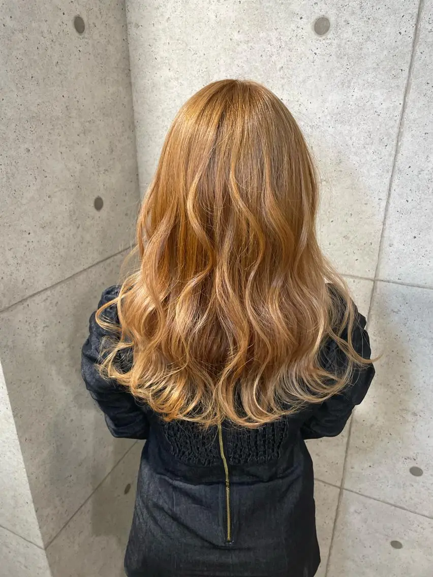 ロング ヘアカラー トリートメント miki 🦎のヘアスタイル