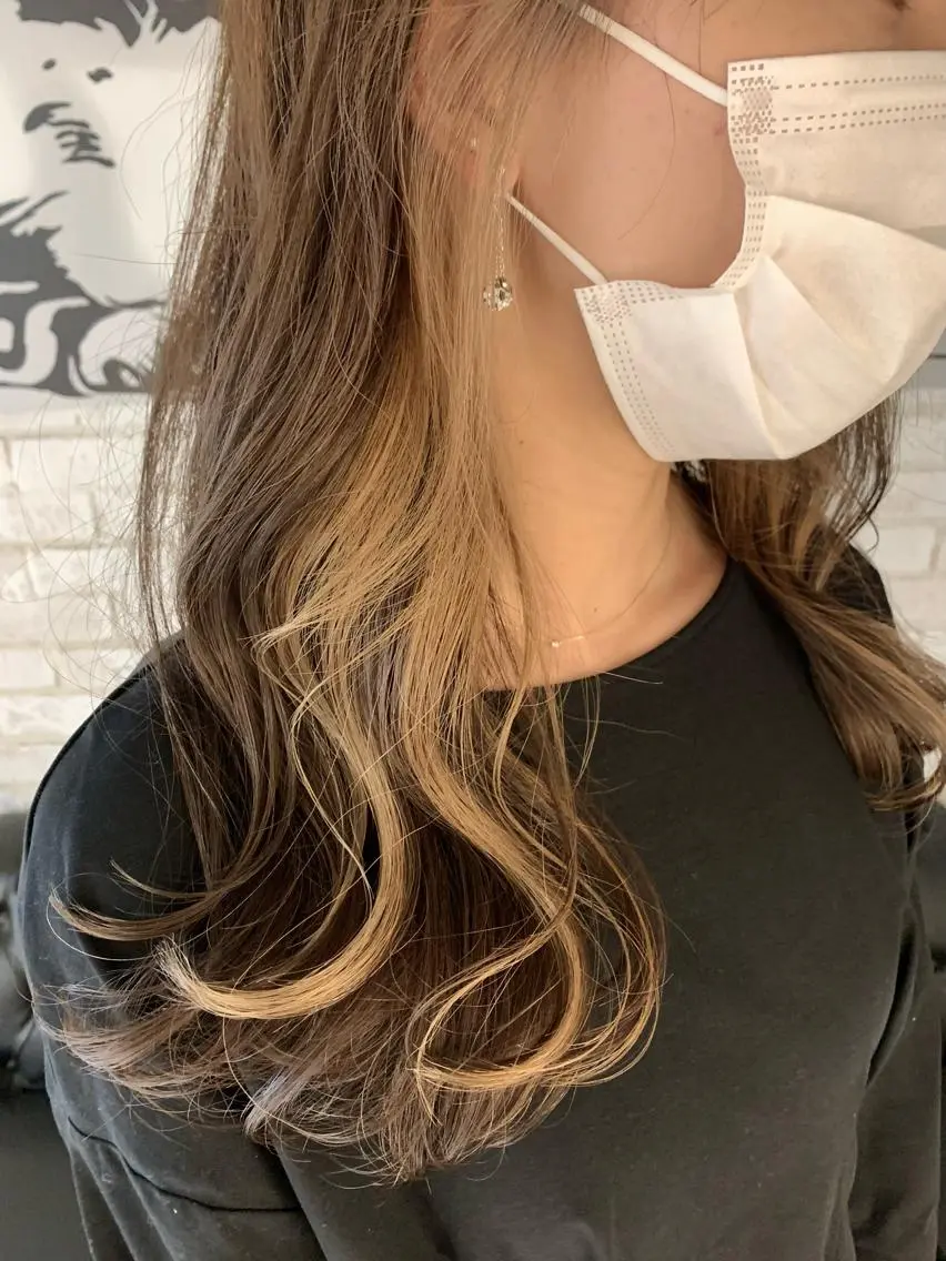 ロング ✨ハイトーン✨艶髪 ✨髪質改善✨和田のヘアスタイル