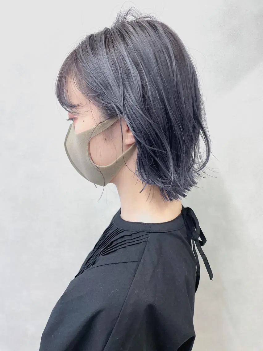 ミディアム カラー ブリーチ ブルーカラー 透明感カラー ネイビーカラー トリートメント 緒方リエ 時短ショート・ボブのヘアスタイル
