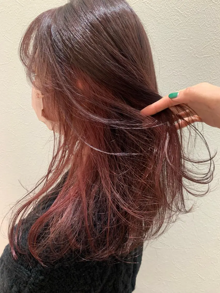 セミロング カラー ブリーチ ブラウンカラー ピンクカラー ピンクブラウン カット ヘアカラー トリートメント hubhair レイヤー/透明感のヘアスタイル