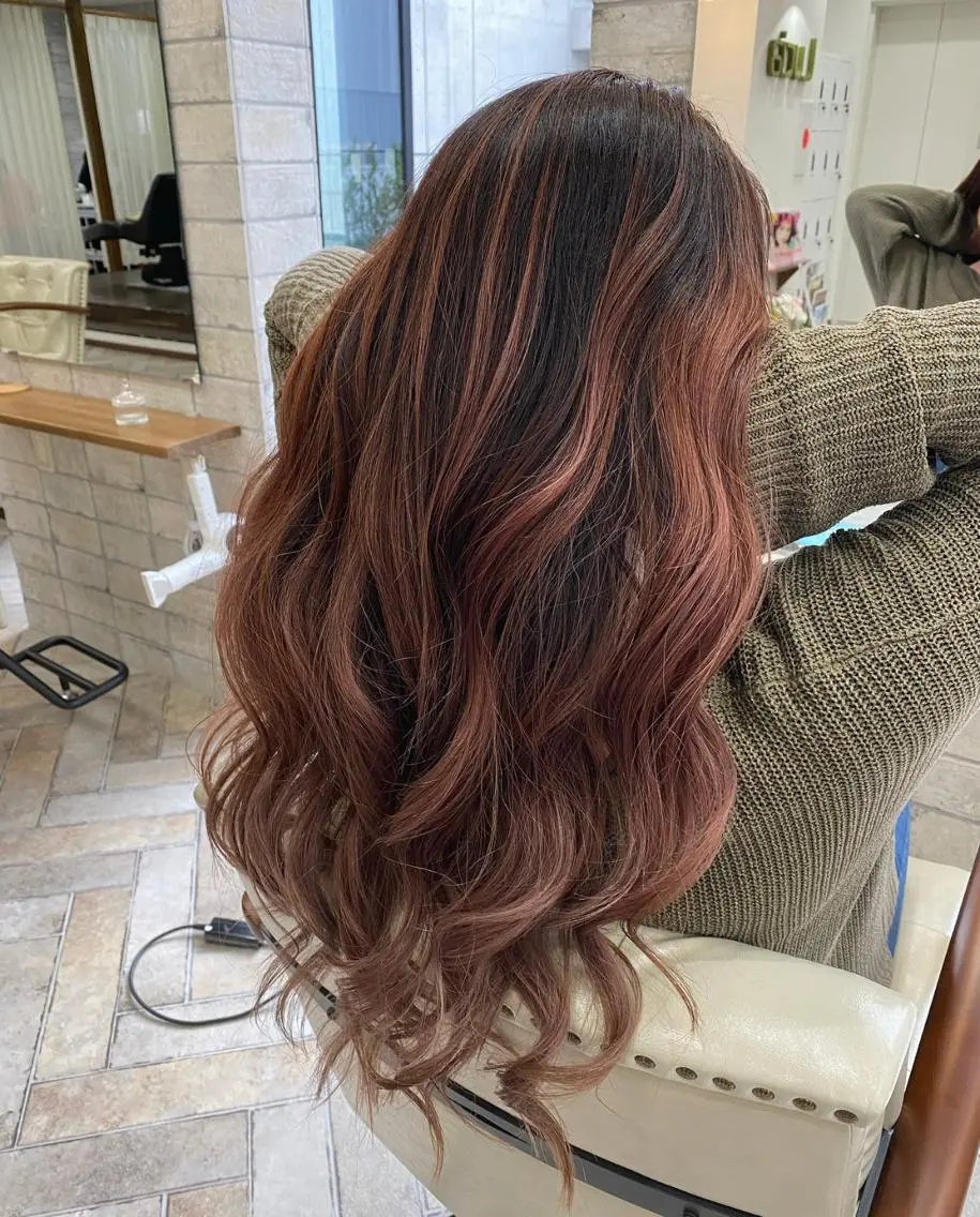 ロング カラー ヘアアレンジ ネイル マツエク・マツパ ヘアカラー ハイライト、レイヤー カット/西梅田/中西のヘアスタイル