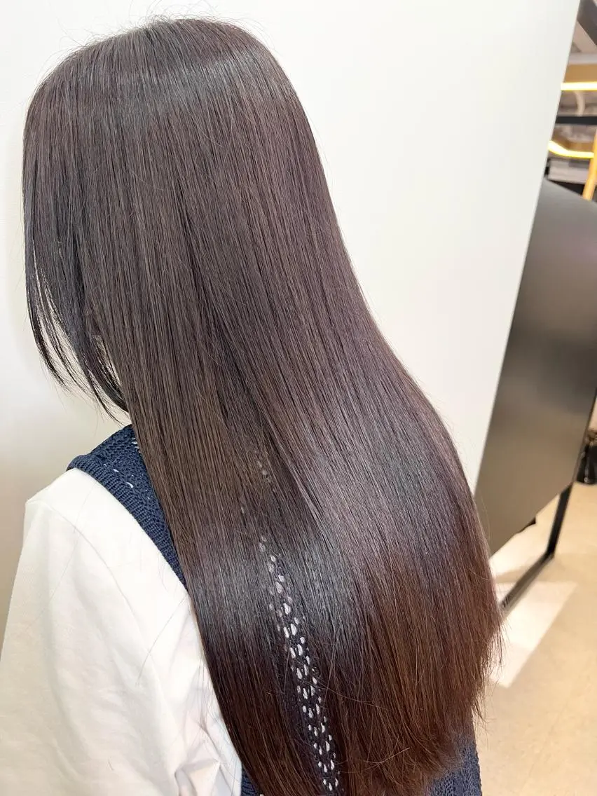 ロング 髪質改善 縮毛矯正 岸田 悠佑のヘアスタイル