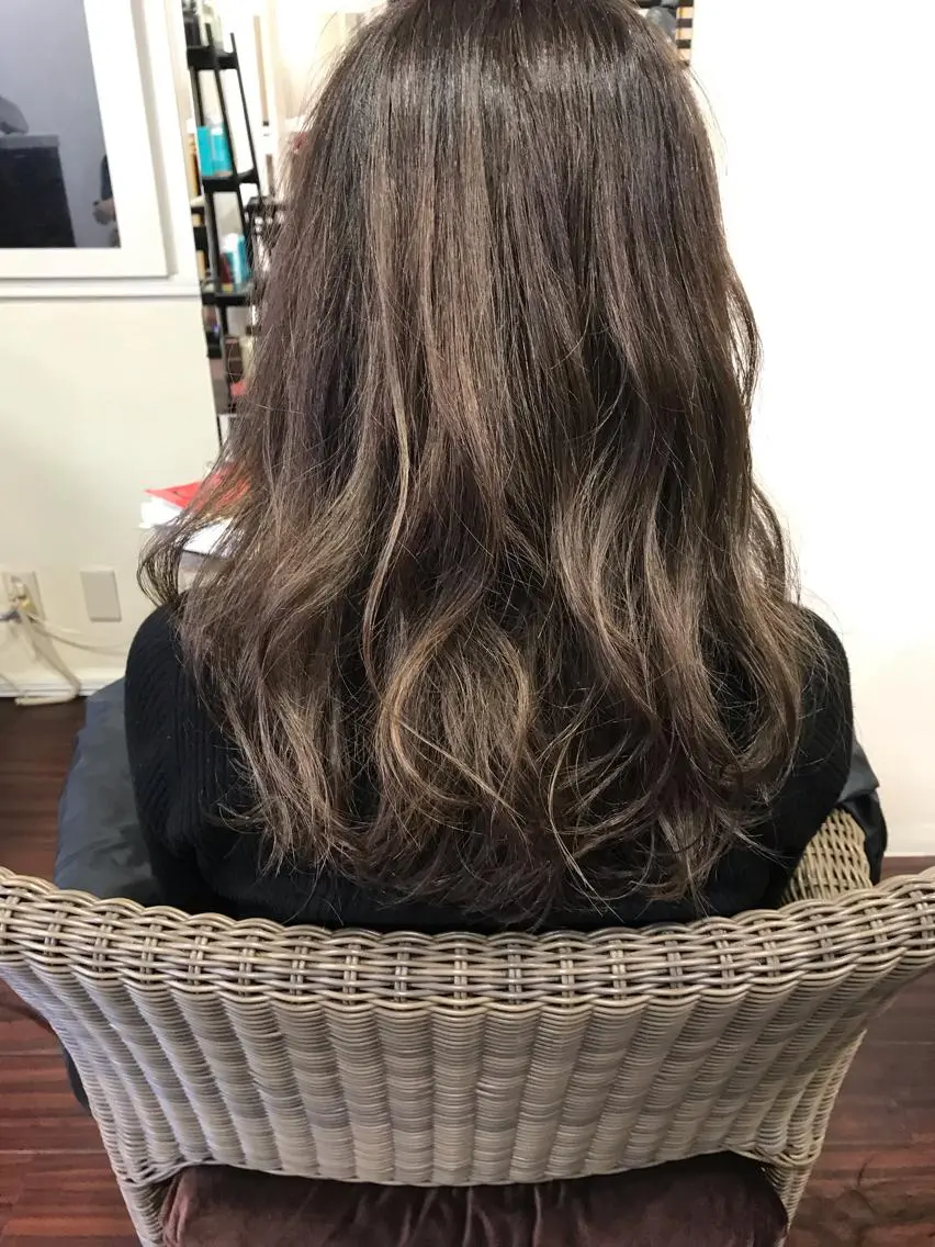 ロング カラー ハイライトカラー ハイライト カット ヘアカラー ママ美容師 ＊ヒマワリのヘアスタイル