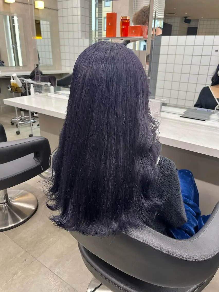 ロング ヘアカラー トリートメント ヘッドスパ ヘアセット 寒色/ベージュヘア ブリーチありMiOのヘアスタイル