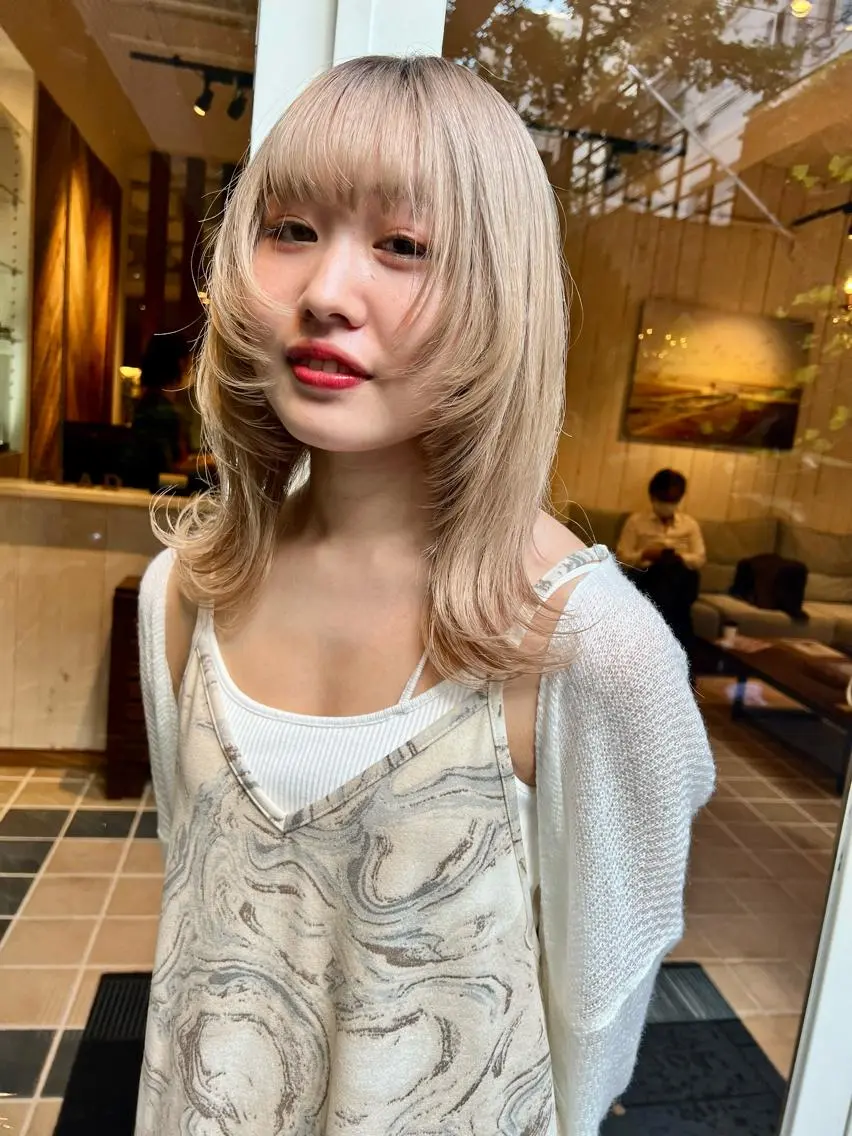 セミロング 顔まわりレイヤー レイヤーカット 【ロングウルフカット 姫カット】伊藤裕哉のヘアスタイル