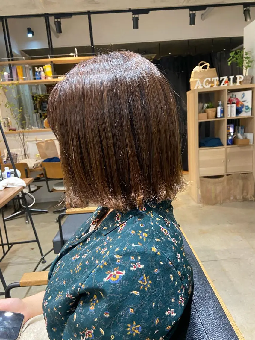 ショート カラー アッシュ ハイライトカラー ハイライト 🌷レイヤーカット/ フルキシオリ🌷のヘアスタイル