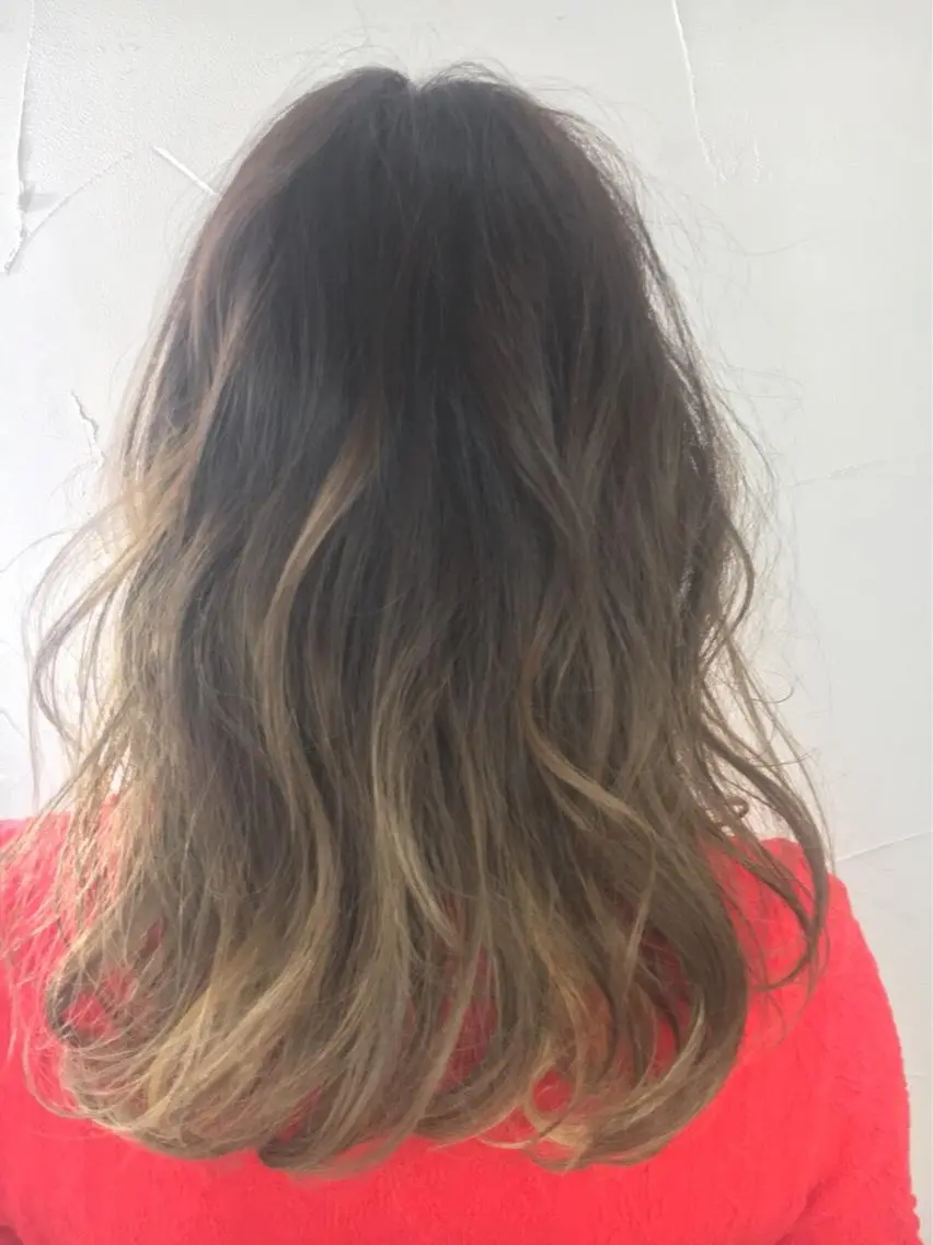 セミロング カット ヘアカラー トリートメント 四ッ家 裕【店長】のヘアスタイル