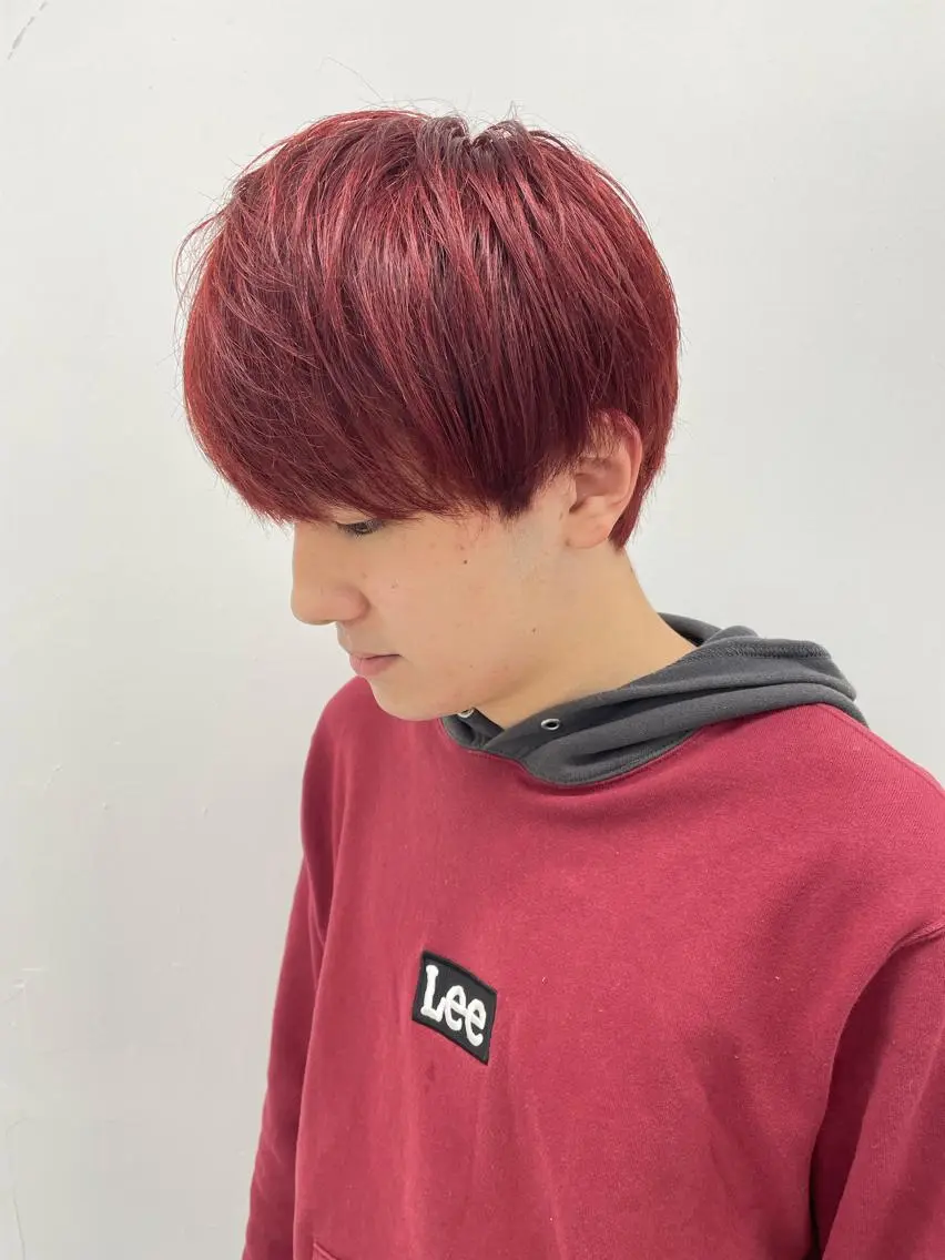 カラー メンズ ショートボブ メンズブリーチ フェードカット メンズハイライト メンズインナーカラー カット ヘアカラー トリートメント スパイキーパーマ 柏NO1 藤本葉のヘアスタイル