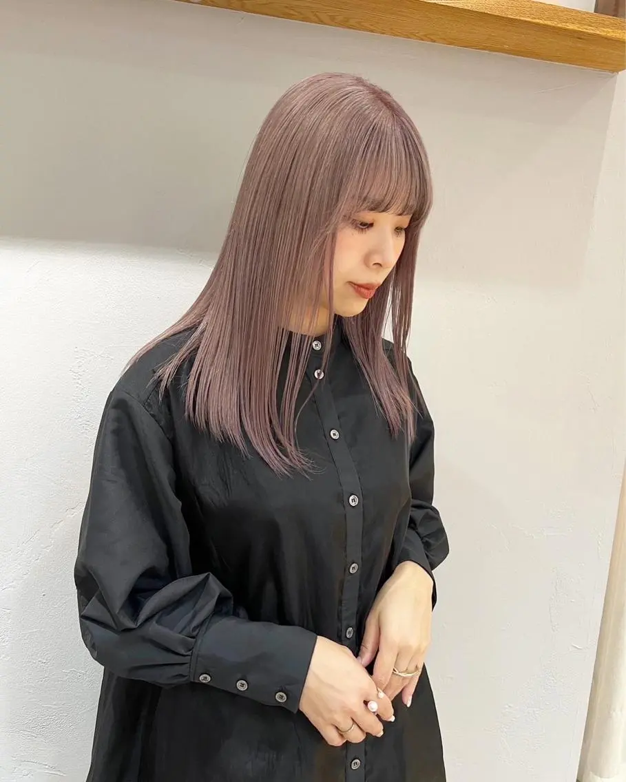 セミロング カラー ベージュカラー ダブルカラー グレージュ ハイトーンカラー ラベンダーカラー ヘアカラー トリートメント オリーブ/縮毛♡ Natsuno🩰のヘアスタイル