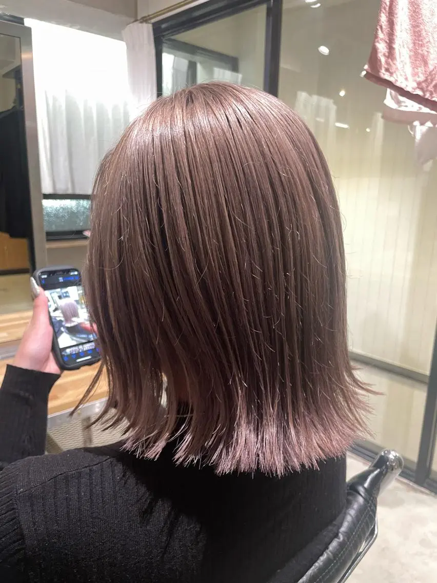 ミディアム カット ヘアカラー 透け感カラー/ SUのヘアスタイル