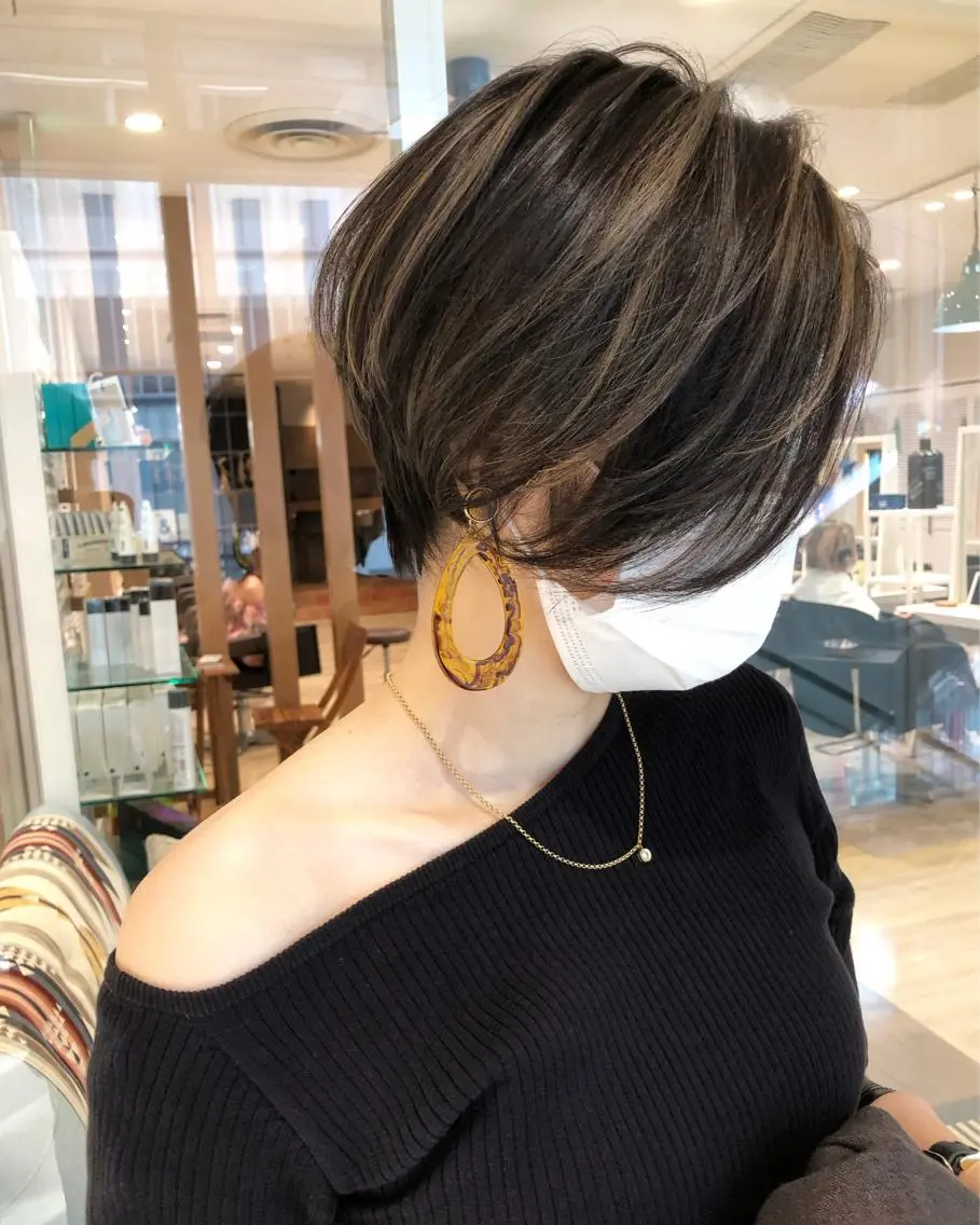 ショート カラー タナカ タクヤのヘアスタイル