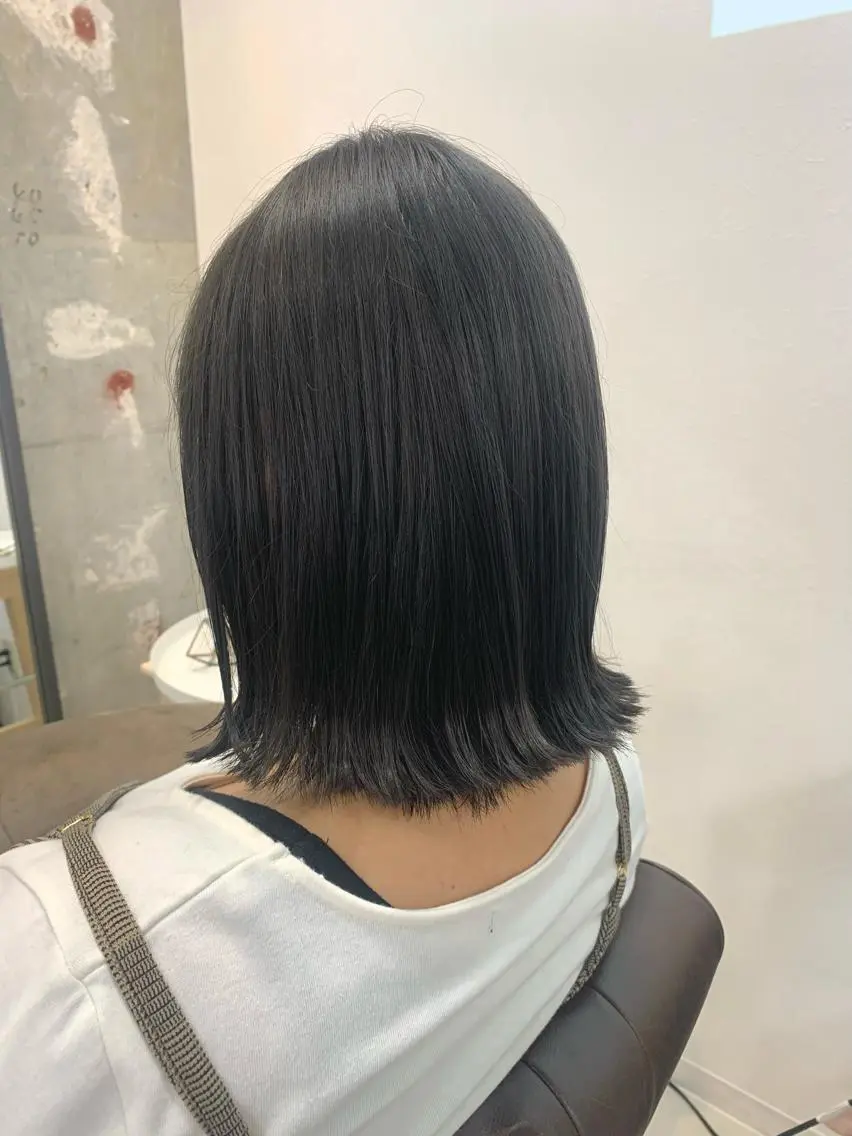 ミディアム カラー カット トリートメント 眞名子 瑞紀のヘアスタイル