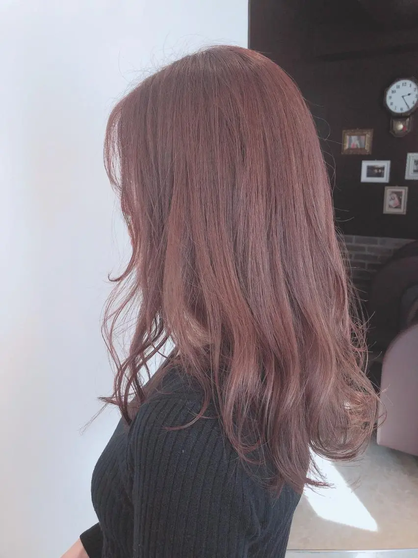 ロング ハイライト NOAH【自由が丘】 副店長のヘアスタイル