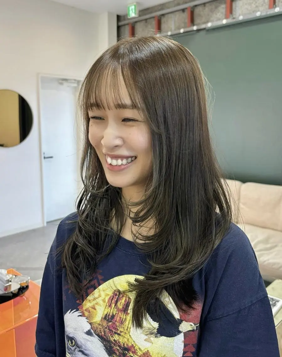 ロング カラー ベージュカラー オリーブベージュ カット ヘアカラー トリートメント EDAME熊谷☘️ クラカミ　レンのヘアスタイル
