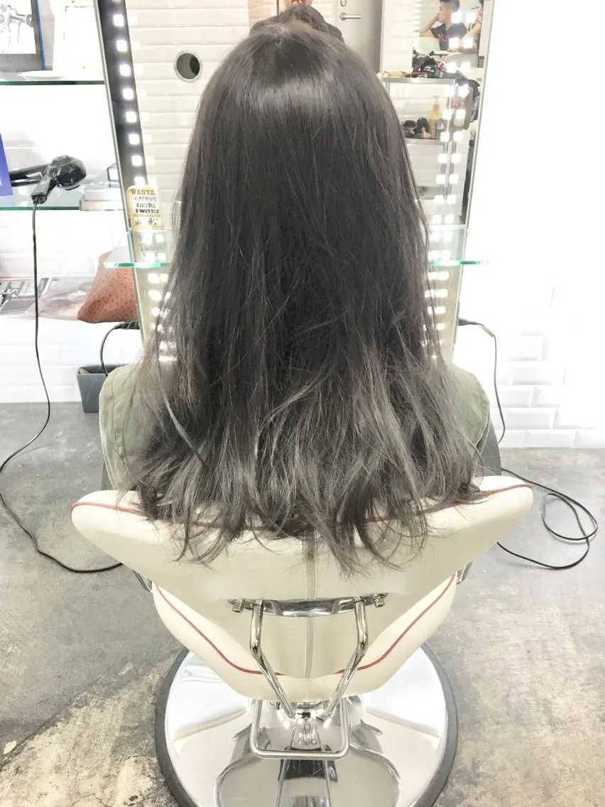 セミロング 丸茂 聖名のヘアスタイル