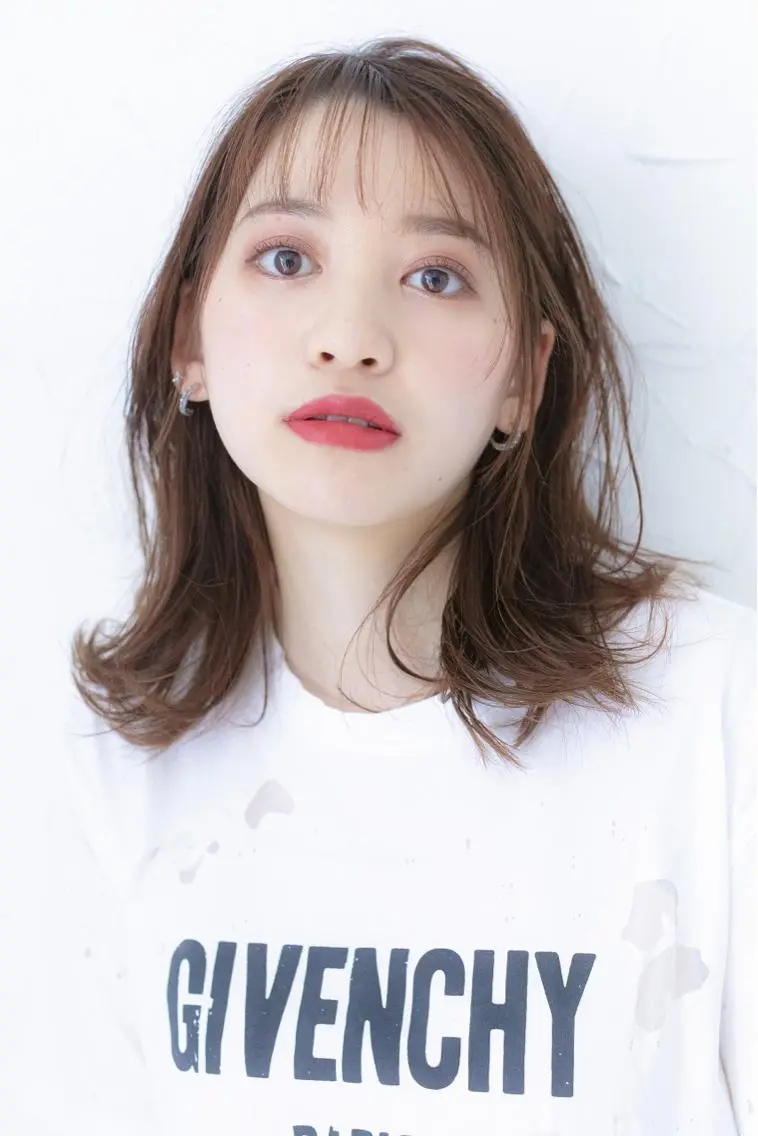 セミロング カラー 透明感カラー レイヤーカット 🧙『代表』平田 祥己✨のヘアスタイル
