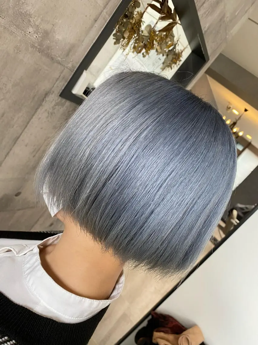 ショート カラー ヘアカラー トリートメント PANDOLA あゆり🦋のヘアスタイル